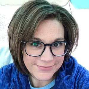 Meet your Posher, Lori